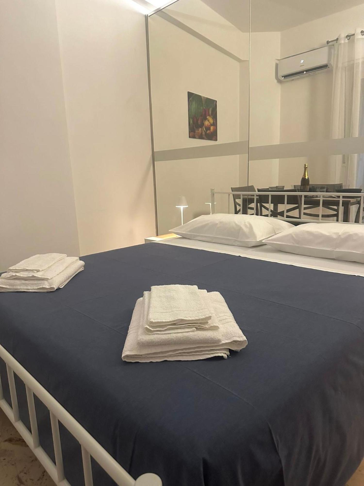 El Azis Home Palermo Bagian luar foto